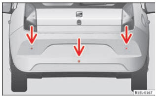  Sensori di controllo del parcheggio nel paraurti posteriore